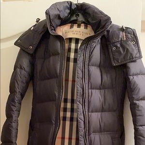 Burberry puffer coat size XS